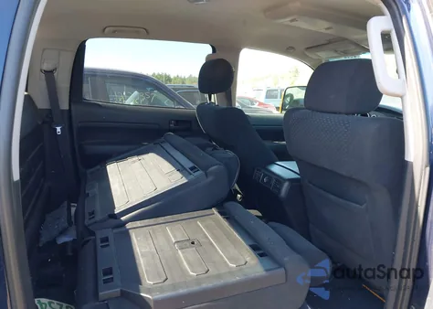 2010 Toyota Tundra Sr5 5.7L V8 из США, поврежденный, VIN 5TFDY5F13AX114493